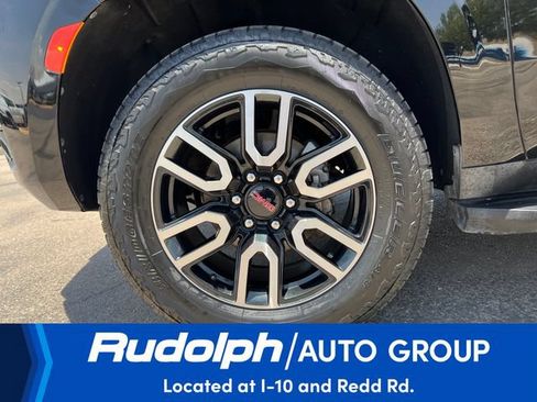 Used 2023 GMC Yukon AT4 AWD/4WD image 32