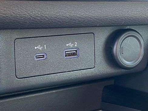 Used 2023 Nissan Rogue SV image 17