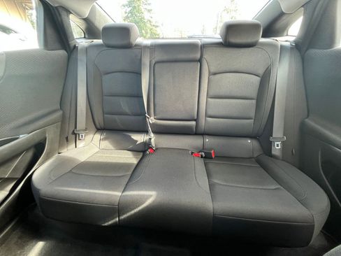 Used 2024 Chevrolet Malibu LT image 39