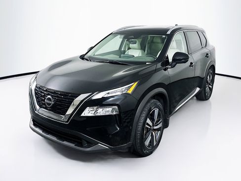 Used 2023 Nissan Rogue SL w/ SL Premium Package FWD image 3