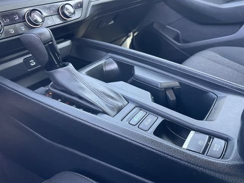 Used 2024 Honda Accord EX image 19