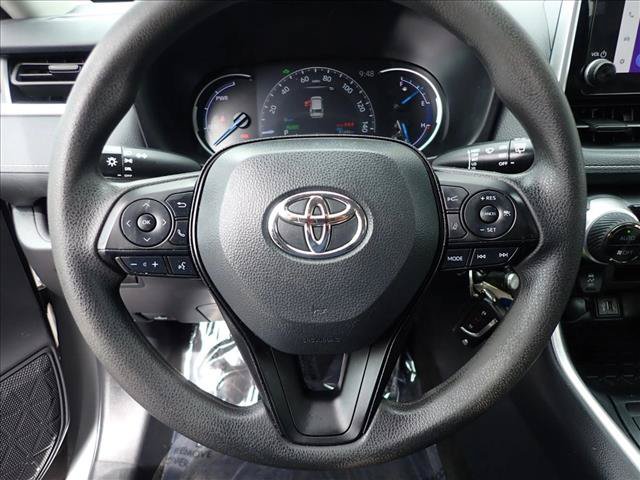 Used 2024 Toyota RAV4 LE AWD/4WD image 12