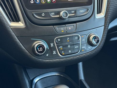 Used 2024 Chevrolet Malibu LT FWD image 21