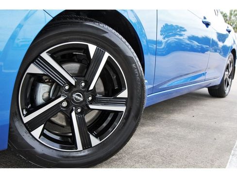 Certified 2025 Nissan Sentra SV w/ All-Weather Package FWD image 29