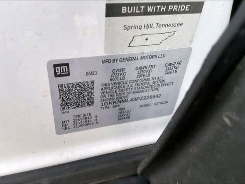 Certified 2023 GMC Acadia SLT image 34