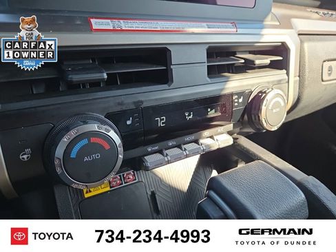 Used 2025 Toyota Tacoma SR5 AWD/4WD image 29