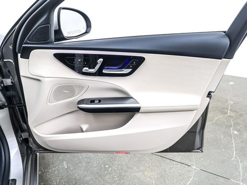 Used 2023 Mercedes-Benz C 300 Sedan image 24