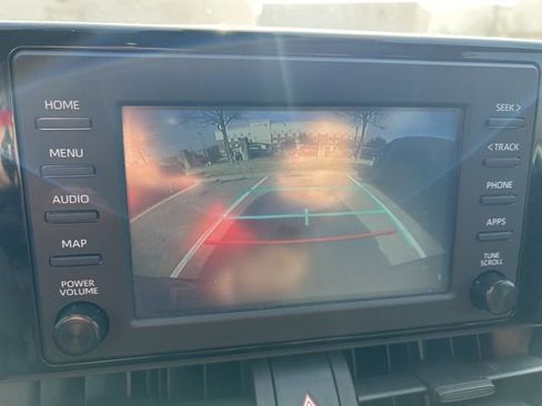 Used 2019 Toyota RAV4 LE image 14