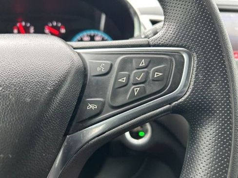 Used 2020 Chevrolet Equinox LS w/ LS Convenience Package image 18