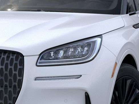 New 2026 Lincoln Corsair Premiere image 18