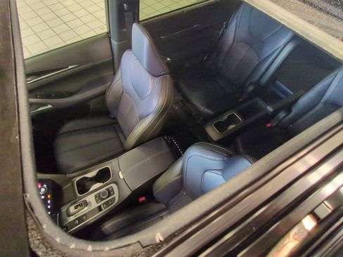 Used 2026 INFINITI QX60 Sport w/ Dark Cargo Package image 11