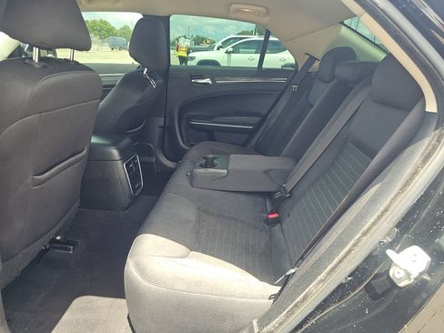 Used 2022 Chrysler 300 Touring w/ Sport Appearance Package RWD image 15
