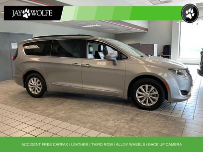 Used 2017 Chrysler Pacifica Touring-L