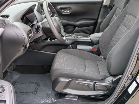 Used 2024 Honda HR-V LX image 11
