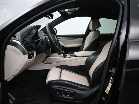 Used 2017 BMW X6 xDrive50i AWD/4WD image 9