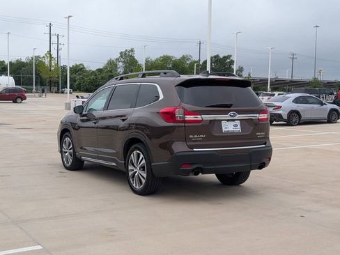 Used 2020 Subaru Ascent Limited w/ Technology Package AWD/4WD image 4