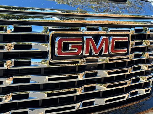 Used 2026 GMC Sierra 1500 Denali w/ Technology Package AWD/4WD image 47
