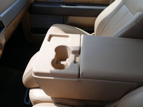 Used 2011 Ford F150 Lariat w/ Lariat Chrome Pkg AWD/4WD image 28