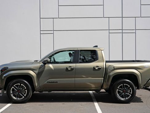 Used 2026 Toyota Tacoma TRD Sport RWD image 47
