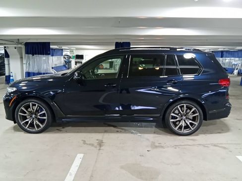 Used 2021 BMW X7 M50i w/ Cold Weather Package AWD/4WD image 8