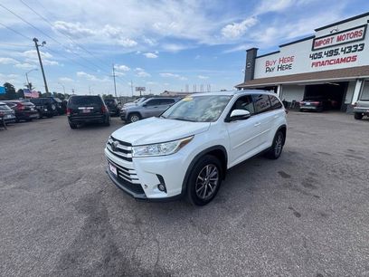 Used 2019 Toyota Highlander XLE