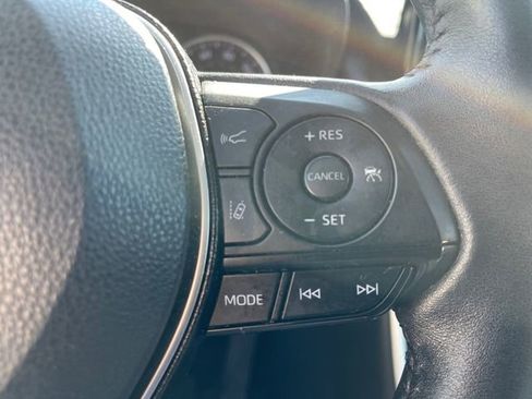 Used 2021 Toyota RAV4 XLE w/ XLE Grade Weather Package AWD/4WD image 24