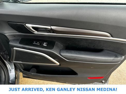 Used 2024 Kia Telluride S image 25