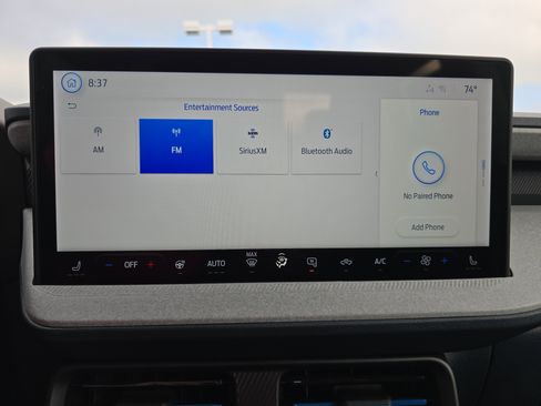 New 2025 Ford Maverick XLT w/ XLT Luxury Package FWD image 27