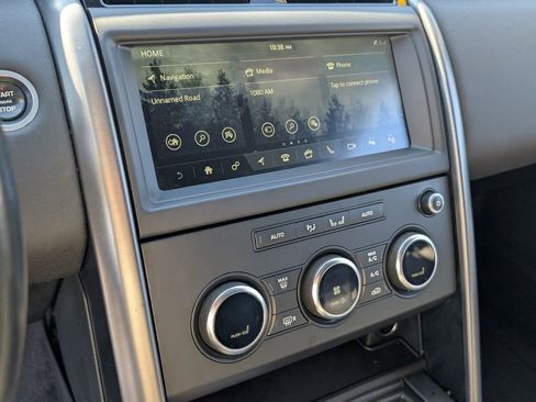 Used 2020 Land Rover Discovery Landmark AWD/4WD image 28
