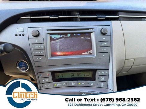 Used 2015 Toyota Prius Two image 24