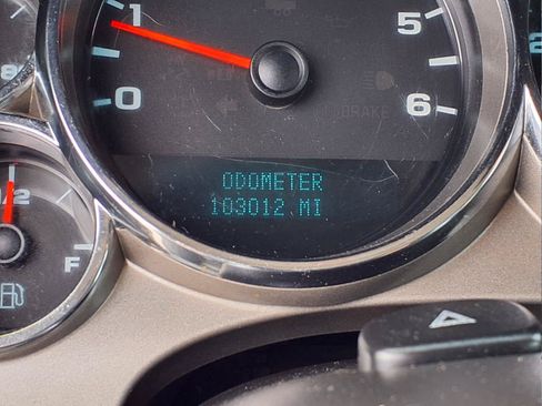 Used 2013 Chevrolet Silverado 2500 W/T AWD/4WD image 17
