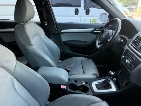 Used 2016 Audi Q3 2.0T Premium Plus w/ Technology Package FWD image 9