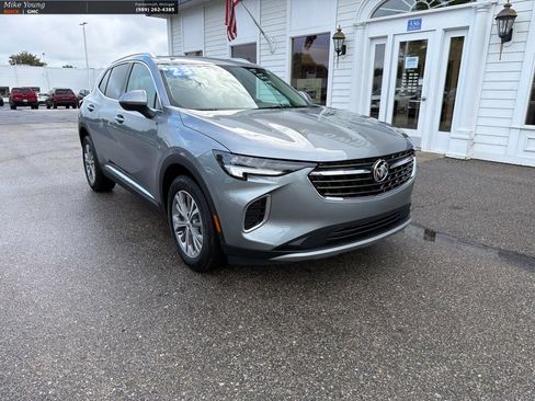 Used 2023 Buick Envision Preferred AWD/4WD image 3
