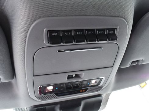 New 2026 Ford F350 Lariat w/ Black Appearance Package image 38