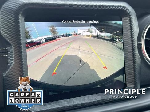 Used 2022 Jeep Wrangler Unlimited Sahara w/ Cold Weather Group image 22