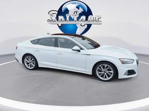 Used 2022 Audi A5 2.0T Premium image 2