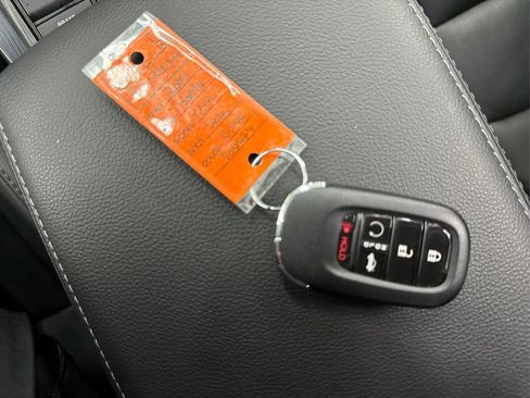 Used 2023 Honda Civic Touring image 35