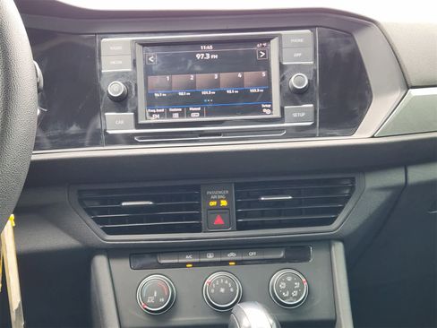 Used 2019 Volkswagen Jetta S w/ Driver Assistance Package image 16