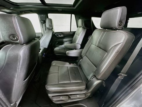 Used 2024 Chevrolet Tahoe RST w/ Luxury Package AWD/4WD image 31