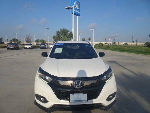 Certified 2021 Honda HR-V Sport image 2