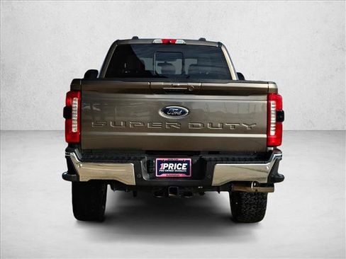 Certified 2023 Ford F250 Lariat w/ Lariat Ultimate Package image 6