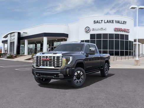 New 2025 GMC Sierra 3500 Denali w/ Denali Reserve Package image 8