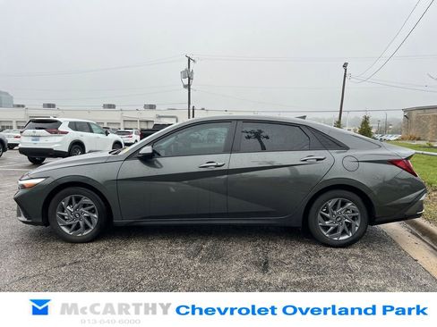 Used 2024 Hyundai Elantra SEL image 6