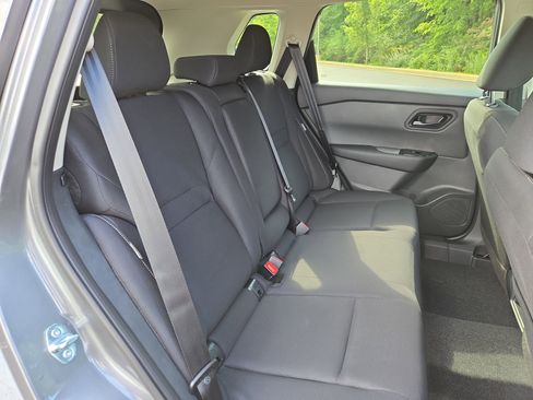 New 2026 Nissan Rogue S image 18