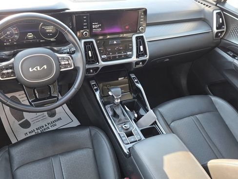 Used 2023 Kia Sorento SX AWD/4WD image 26