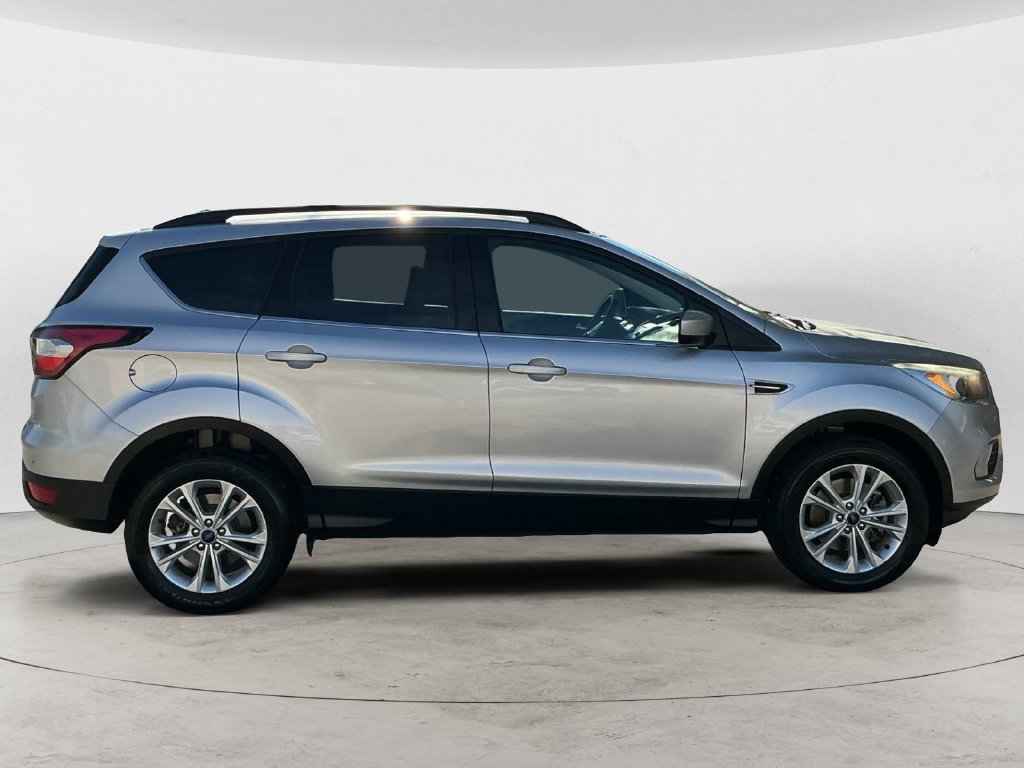 Used 2018 Ford Escape SE AWD/4WD image 4