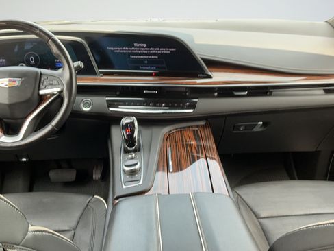 Used 2024 Cadillac Escalade Premium Luxury w/ LPO, Floor Liner Package AWD/4WD image 9