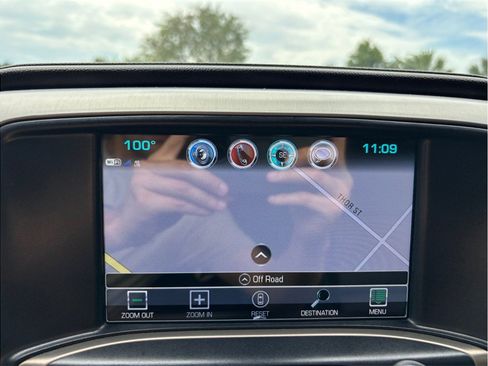 Used 2019 GMC Sierra 2500 Denali w/ Duramax Plus Package AWD/4WD image 33