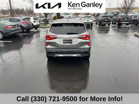 Certified 2023 Kia Seltos LX image 13