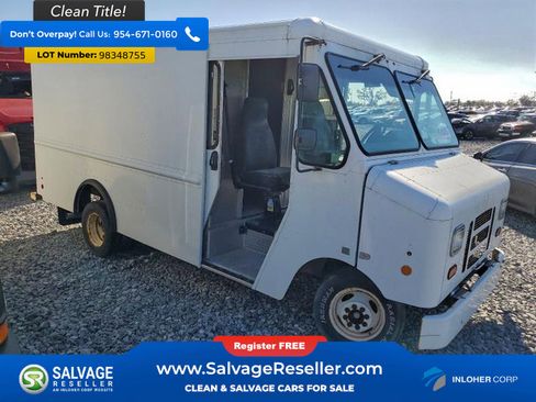 Used 2016 Ford E-350 and Econoline 350 Super Duty w/ A/C Prep Package image 5